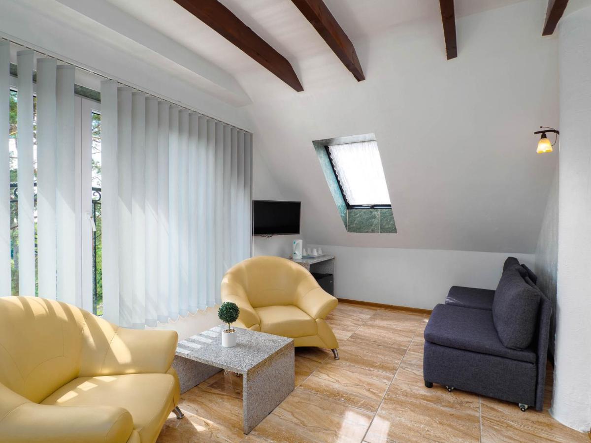 "Apollo" - Domki, Apartamenty I Pokoje Z Klimatyzacja Krynica Morska Exterior photo