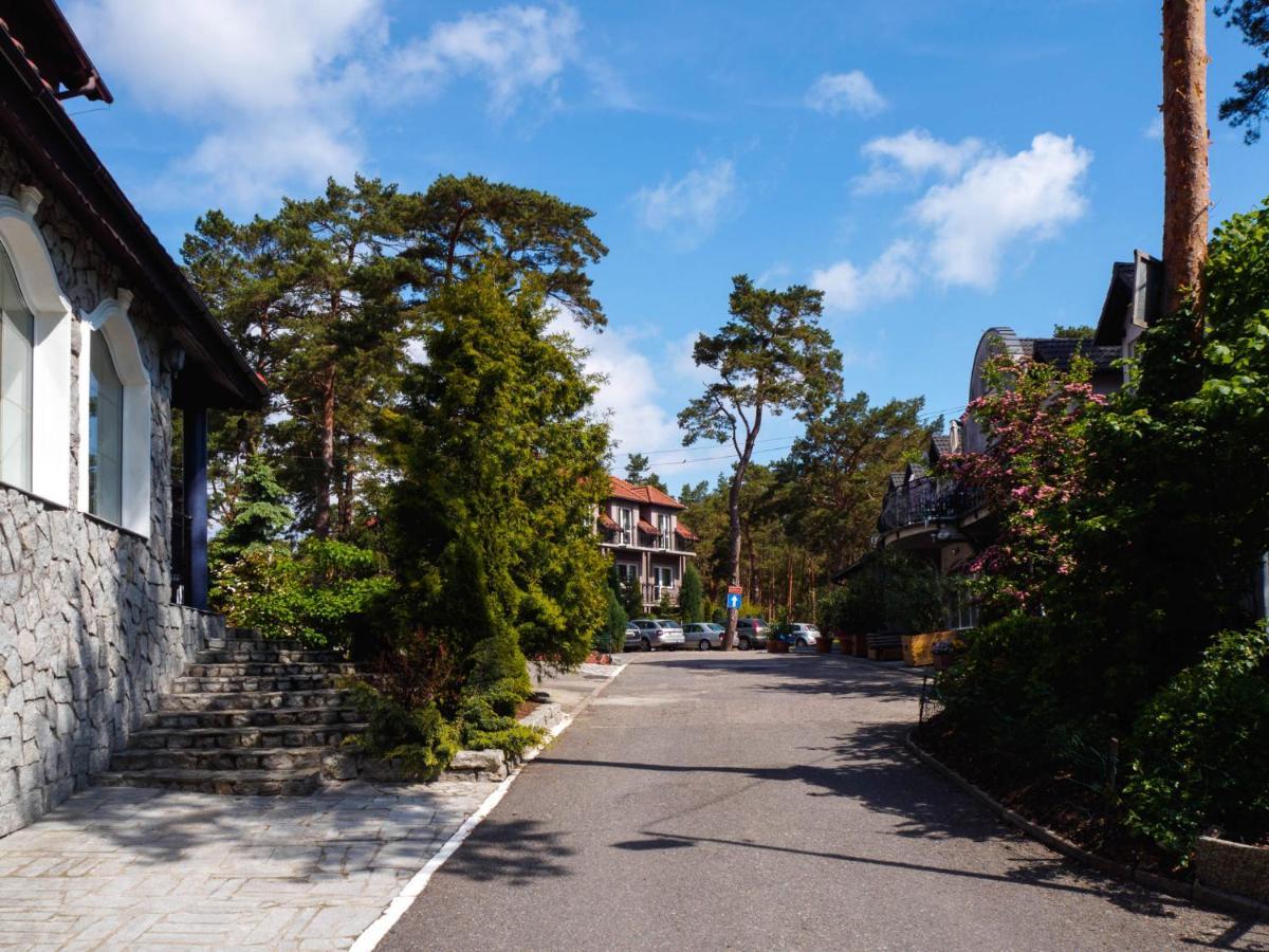 "Apollo" - Domki, Apartamenty I Pokoje Z Klimatyzacja Krynica Morska Exterior photo
