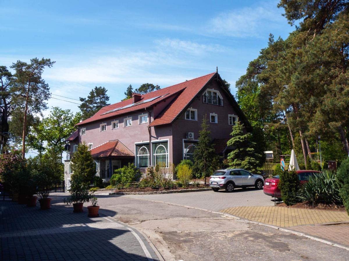 "Apollo" - Domki, Apartamenty I Pokoje Z Klimatyzacja Krynica Morska Exterior photo